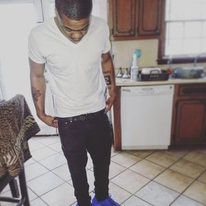 Meet your Posher, Deshawn